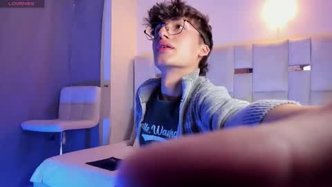 Neon online show from 09-28-25, 07:30