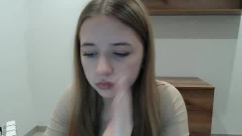 bellochka_ online show from 12-18-25, 10:32