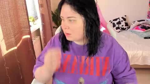 LinaBoo online show from 11-03-25, 06:47