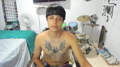 Snapshot of ben_falcon chatting on 02-21-25, 03:34 Ben online show from 02-21-25, 03:34