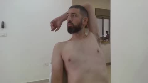 Snapshot of bendoor1 chatting on 11-19-25, 08:58 bendoor1 online show from 11-19-25, 08:58