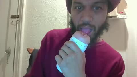 Snapshot of bendovereasy chatting on 12-04-25, 04:33 bendovereasy online show from 12-04-25, 04:33