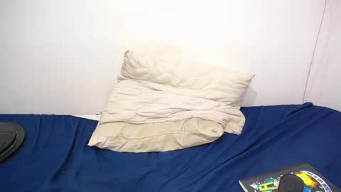 Snapshot of benjamin_button__ chatting on 02-27-26, 11:32 Jesus online show from 02-27-26, 11:32