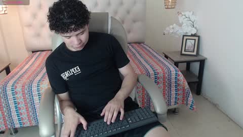 BENJAMIN online show from 02-02-25, 01:19