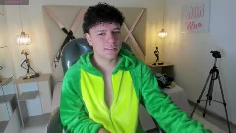 BENJAMIN online show from 10-04-25, 08:07
