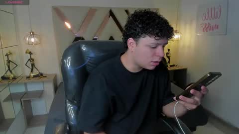 BENJAMIN online show from 10-20-25, 08:09