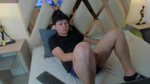 BENJAMIN online show from 11-19-25, 07:58