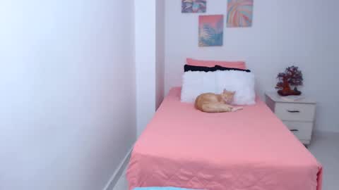 Snapshot of benny_austin chatting on 03-04-25, 09:07 benny online show from 03-04-25, 09:07