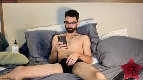 Snapshot of benny_boy95 chatting on 10-09-25, 02:20 benny_boy95 online show from 10-09-25, 02:20