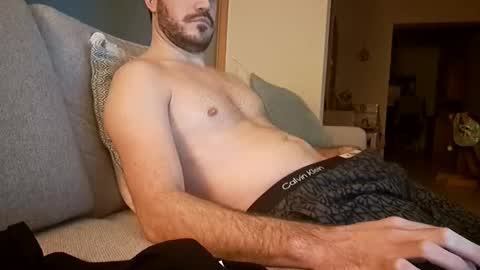 Snapshot of benoitgmx12 chatting on 01-23-25, 07:18 benoitgmx12 online show from 01-23-25, 07:18