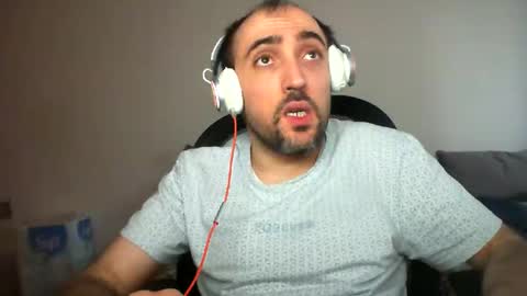 bentish online show from 12-04-24, 01:42