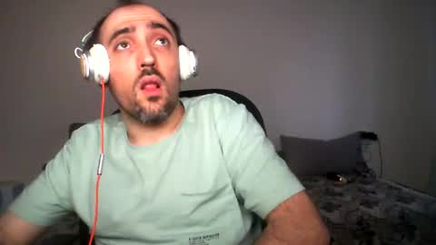 bentish online show from 12-09-24, 02:28