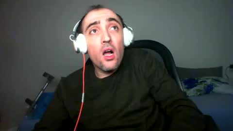 bentish online show from 12-20-24, 07:39