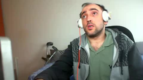 bentish online show from 02-05-25, 10:41