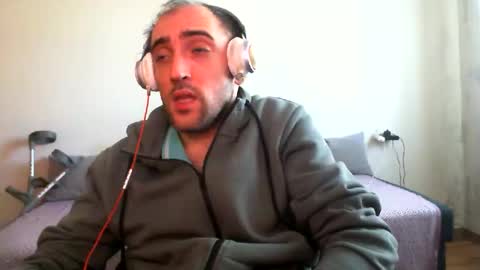 bentish online show from 02-05-26, 10:09