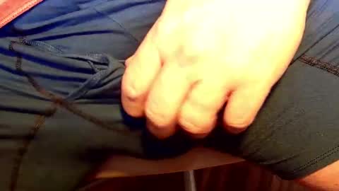 Ben online show from 11-17-25, 05:08