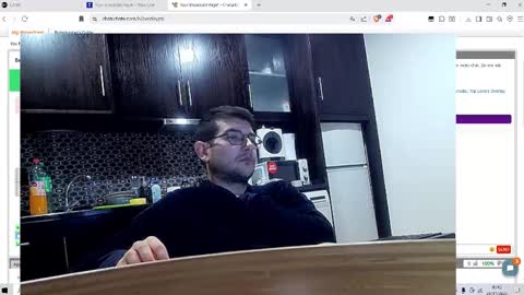 Snapshot of bentleypt chatting on 11-24-25, 12:43 BentleyPT online show from 11-24-25, 12:43