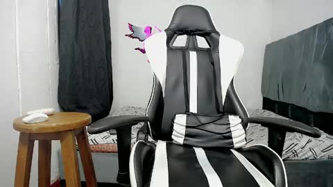 Bergon77 online show from 04-17-26, 07:11