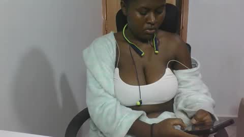 berlin543340 online show from 11-06-25, 04:08