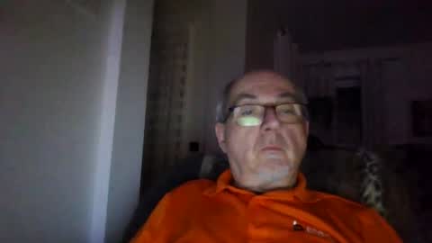 bernard1102 online show from 12-31-24, 03:12