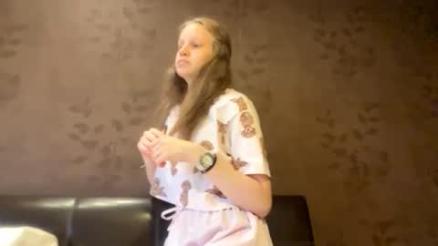 Sophia online show from 09-27-25, 11:37