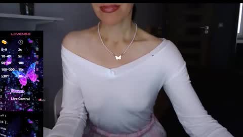 berry2024 online show from 10-04-25, 05:49