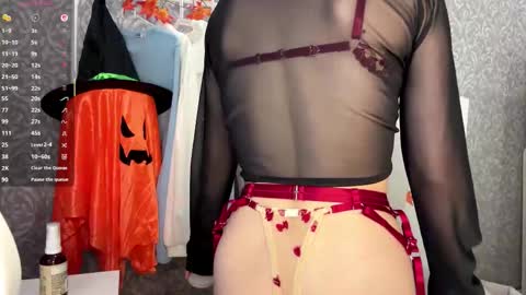 Sofia online show from 10-28-25, 05:11