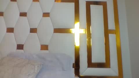 berryl online show from 11-18-25, 07:07