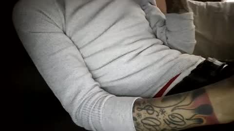 ToxicPipe757 online show from 02-08-25, 07:49