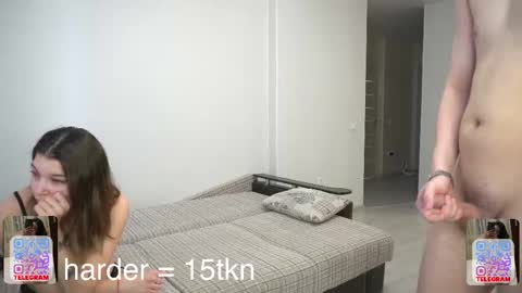 Snapshot of best_fucks chatting on 02-03-26, 09:47 AndrewEva online show from 02-03-26, 09:47