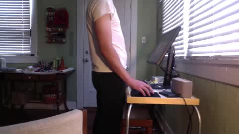 Snapshot of best_triam chatting on 02-20-25, 05:18 best_triam online show from 02-20-25, 05:18
