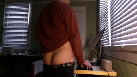 Snapshot of best_triam chatting on 02-22-25, 11:13 best_triam online show from 02-22-25, 11:13