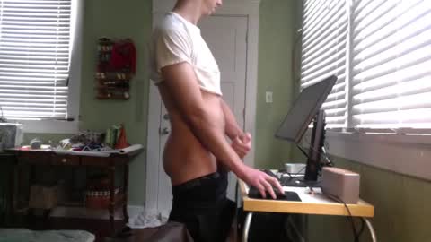 Snapshot of best_triam chatting on 02-27-25, 04:21 best_triam online show from 02-27-25, 04:21