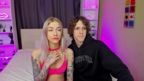 Danny and Kira online show from 03-08-25, 08:33