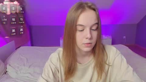 Danny and Kira online show from 03-11-25, 11:44