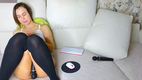 Hellen and Natali online show from 02-05-25, 05:09