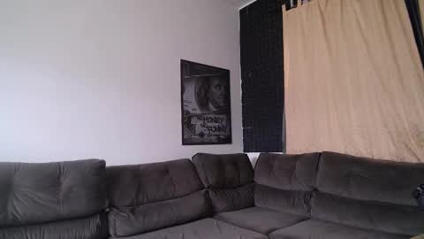 bestmuscle online show from 12-18-25, 03:29