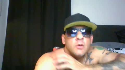 Snapshot of bestout7781 chatting on 11-29-25, 10:29 bestout7781 online show from 11-29-25, 10:29