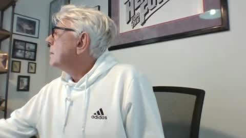 bestshot1951 online show from 12-16-24, 08:16