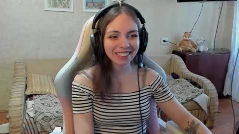 bethany_tease online show from 02-22-26, 12:04