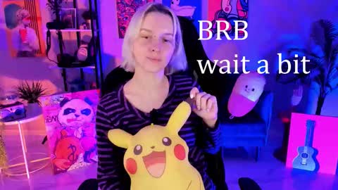 Snapshot of bethanycloud chatting on 11-24-25, 05:51 Bethany online show from 11-24-25, 05:51