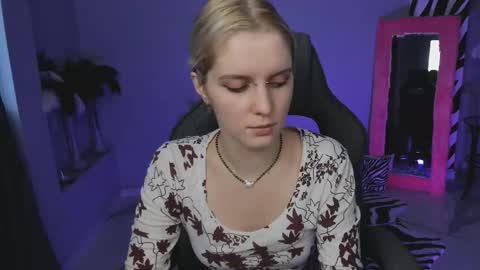 Snapshot of bethanycloud chatting on 11-27-25, 06:04 Bethany online show from 11-27-25, 06:04