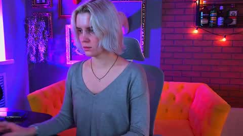 Snapshot of bethanycloud chatting on 12-23-25, 05:27 Bethany online show from 12-23-25, 05:27