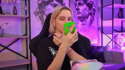 Snapshot of bethanycloud chatting on 01-15-26, 05:45 Bethany online show from 01-15-26, 05:45