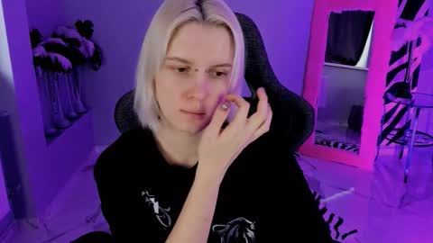 Snapshot of bethanycloud chatting on 02-11-26, 05:23 Bethany online show from 02-11-26, 05:23