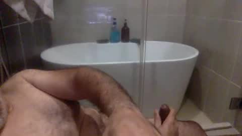 Snapshot of betoooox chatting on 11-17-25, 05:46 Virtual Gentleman online show from 11-17-25, 05:46