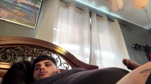 Snapshot of betorsido2 chatting on 10-24-25, 09:00 betorsido2 online show from 10-24-25, 09:00