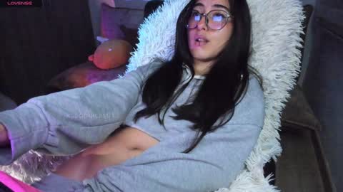 Snapshot of betsabe_butlers_ chatting on 01-14-25, 01:04 Automatic Espresso Coffee Maker50000tkns left online show from 01-14-25, 01:04