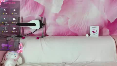 Betty ONLINE EVERYDAY 5am- 2 GTM online show from 11-26-25, 02:45