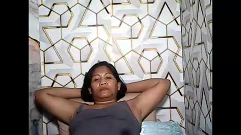 betty_83 online show from 02-08-26, 12:25